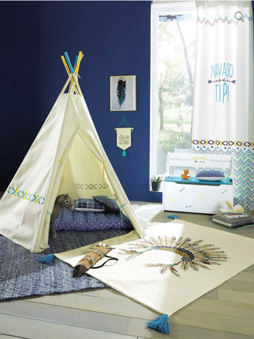 Une cabane ou un tipi pour enfants